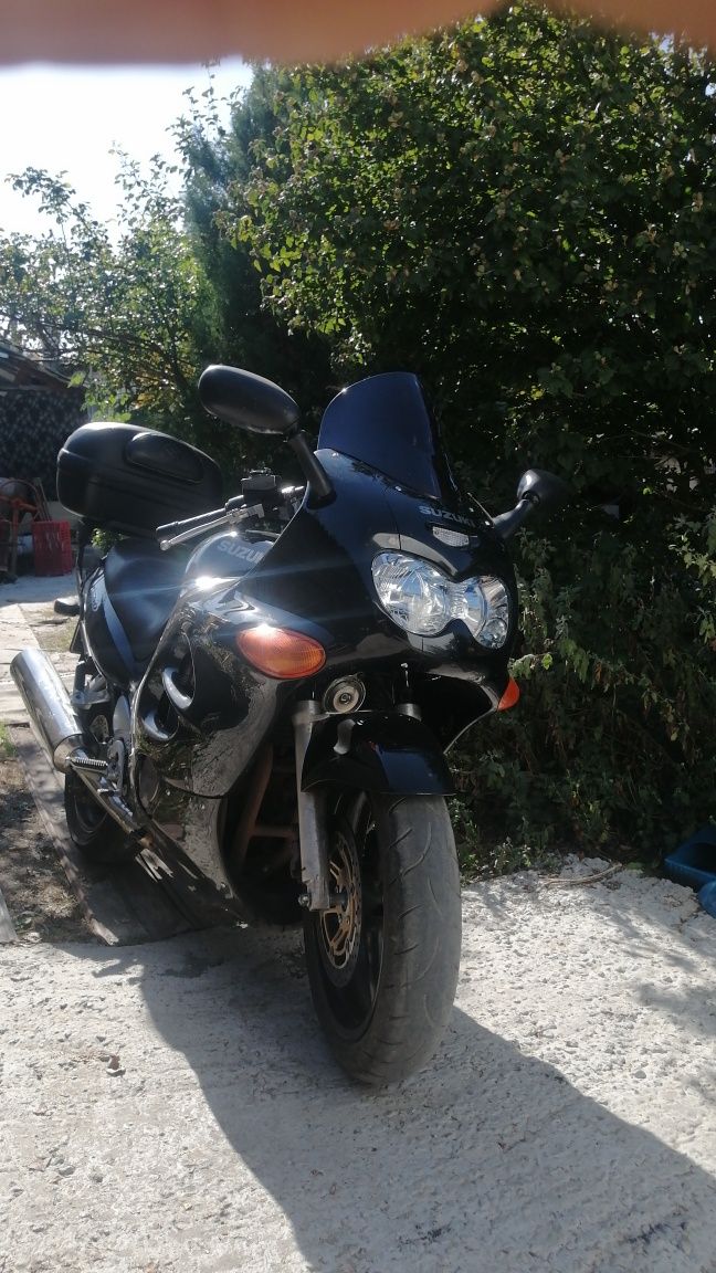 Suzuki Katana GSX 750 F