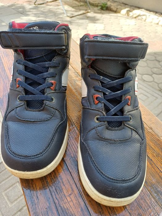 Хайтопи  хлопцю Levis