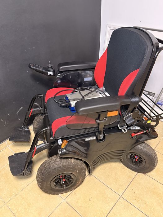Wózek inwalidzki Meyra Optimus 2 - stan nowy, V 10 km/h, 24 km