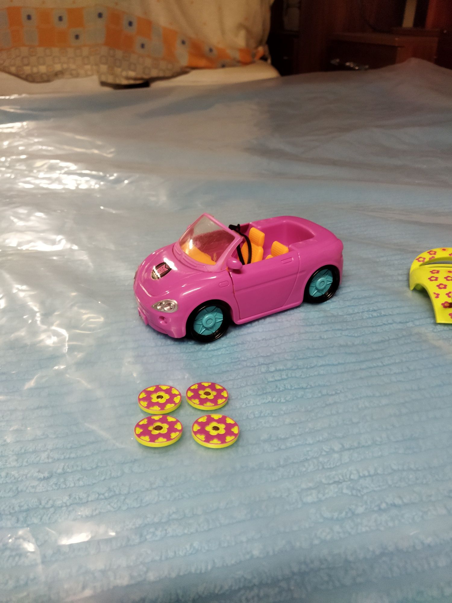 Carro rosa magnético da pollypocket