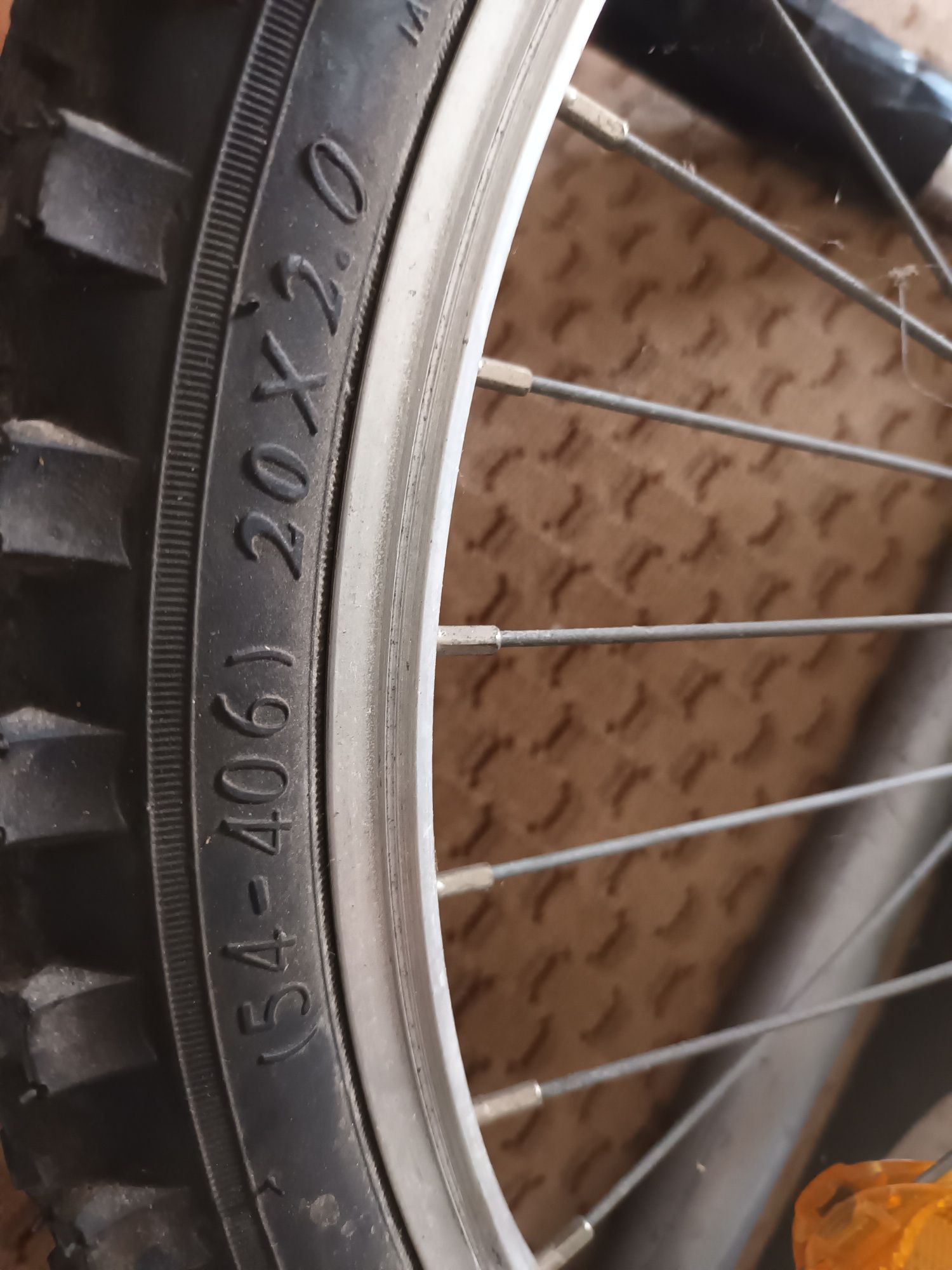 Bicicleta com suspensão