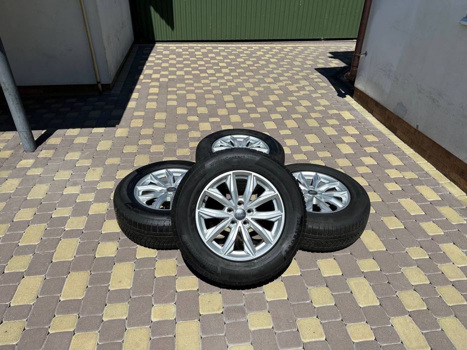 титани R17 оригінальні Audi Q5 5x112 з шинами (зима)