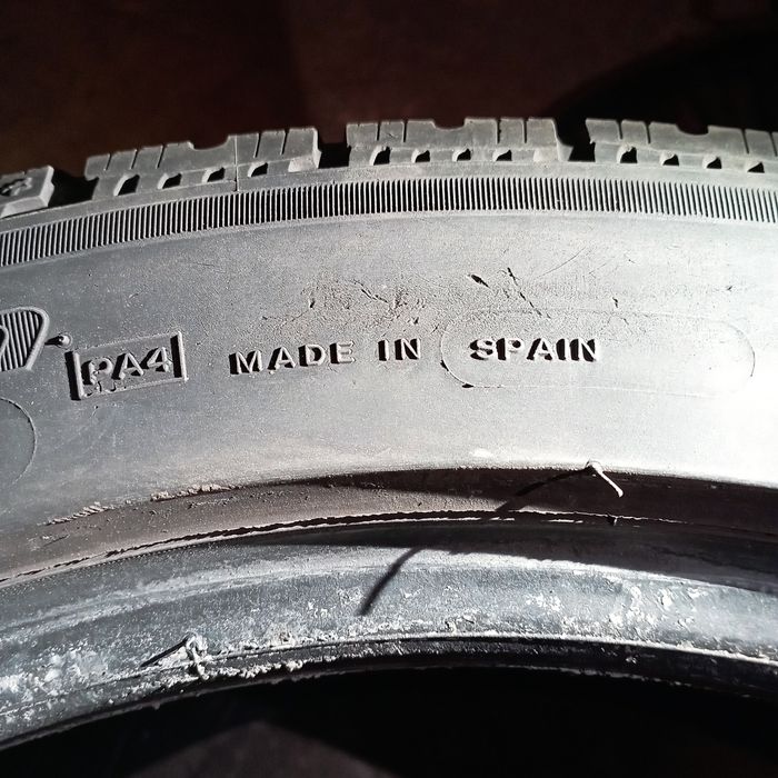 Продам одну зимову шину Michelin