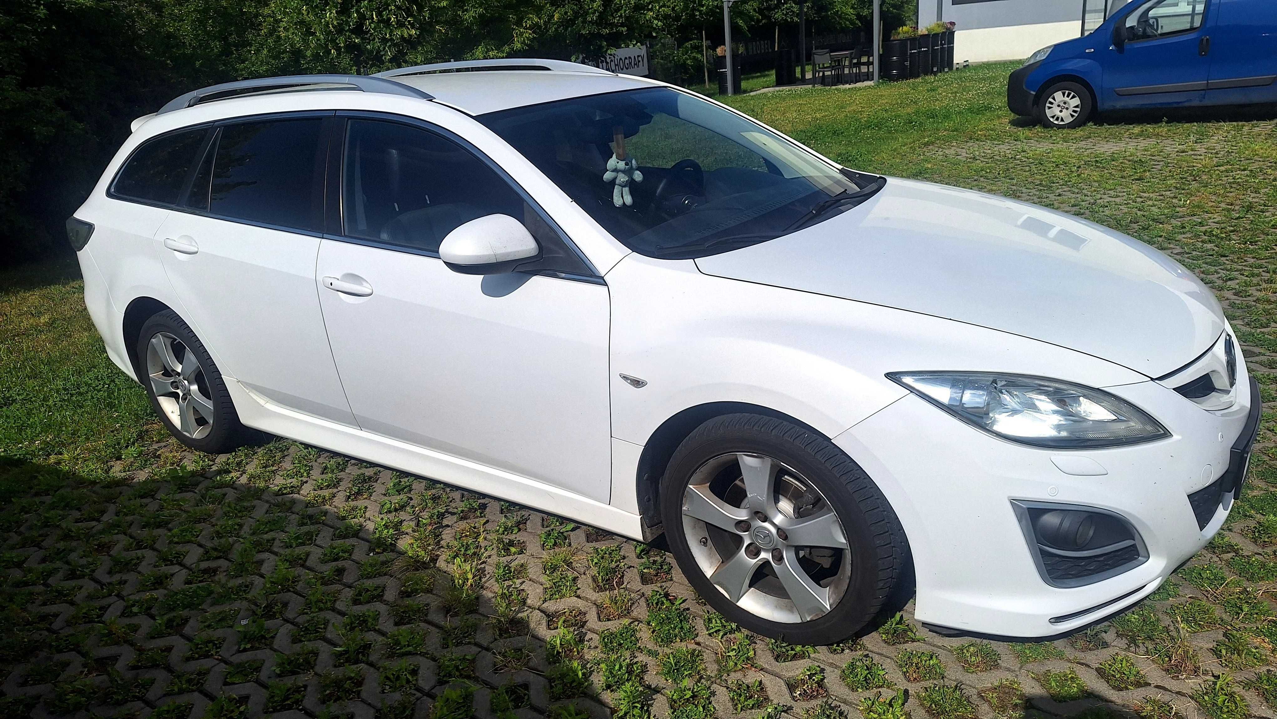 Mazda 6 w pięknym kolorze