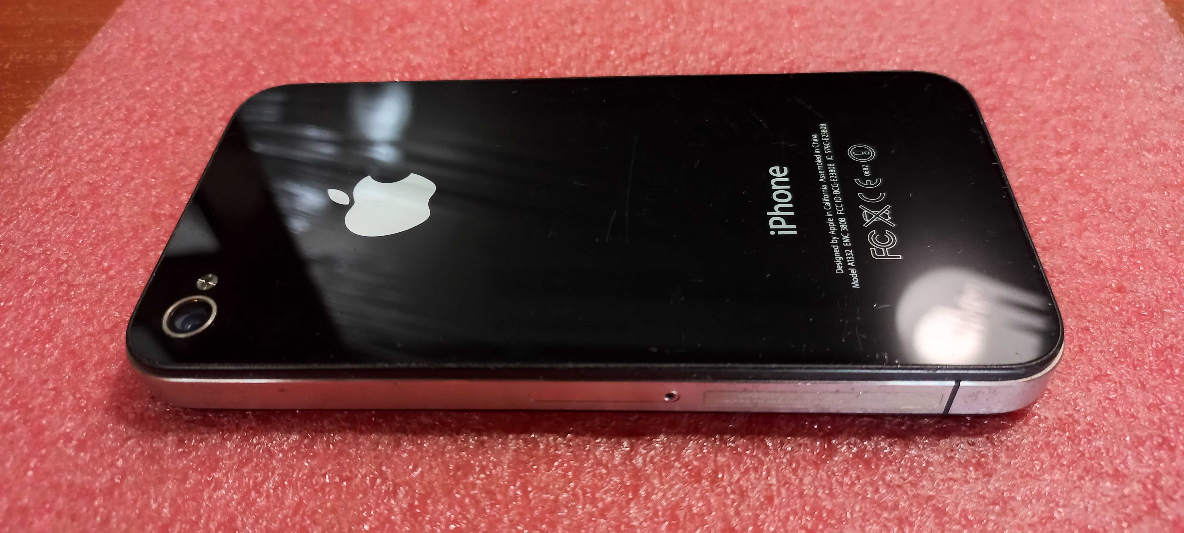 Смартфон Apple iPhone 4 (A1332)