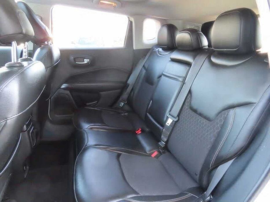 Jeep Compass Latitude      2018