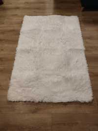 Nowy biały dywan puszysty 100x150