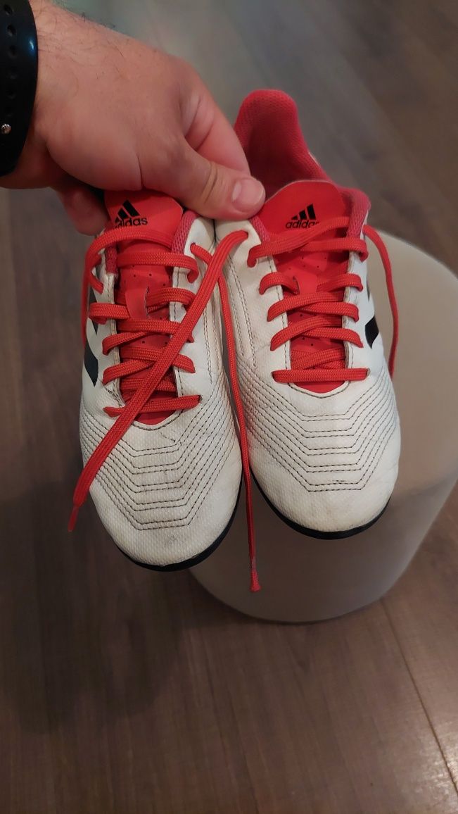 Бутси Adidas Predator 36.5.