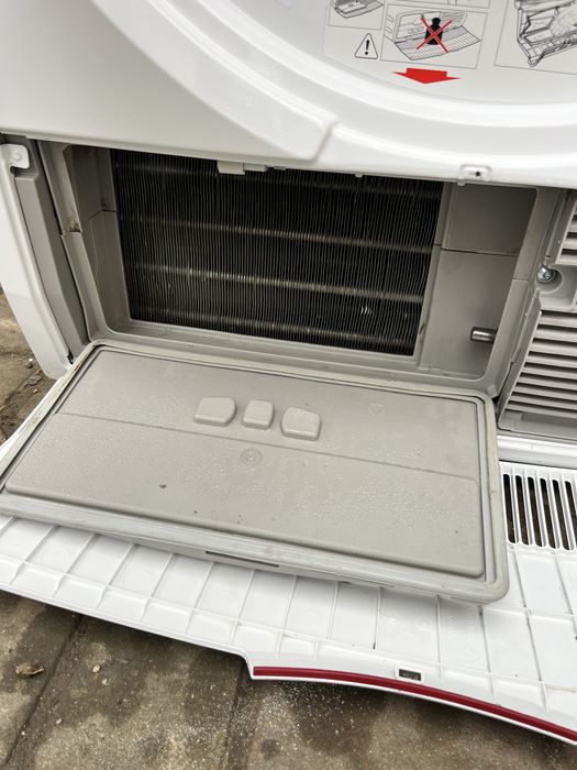 Сушильна машина AEG 8000 Series