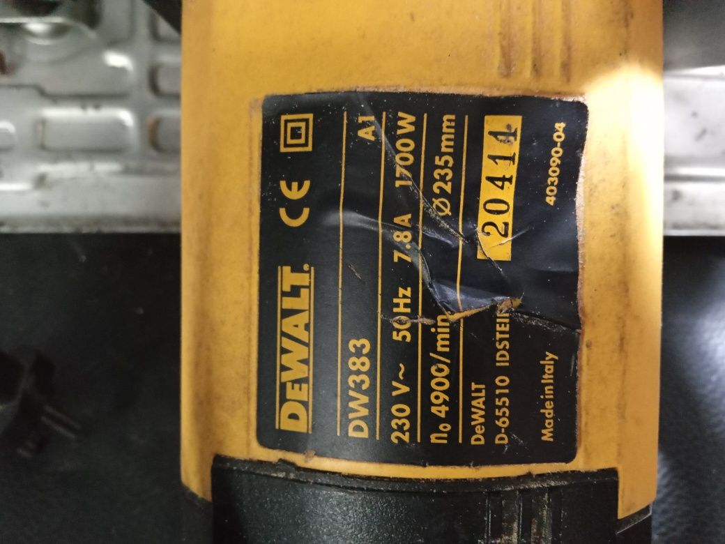 DeWalt DW383 Serra Circular