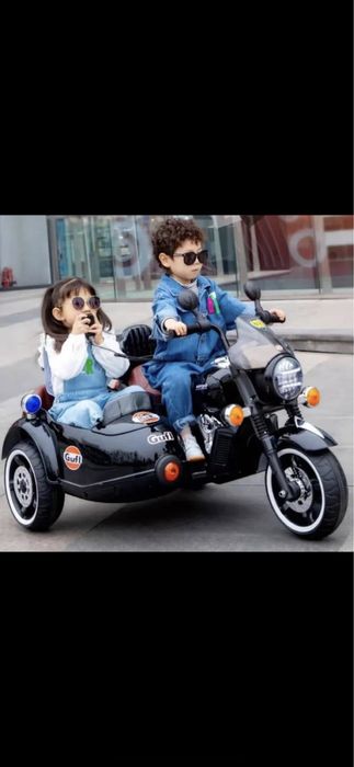 Дитячі електромобілі та мотоцикли