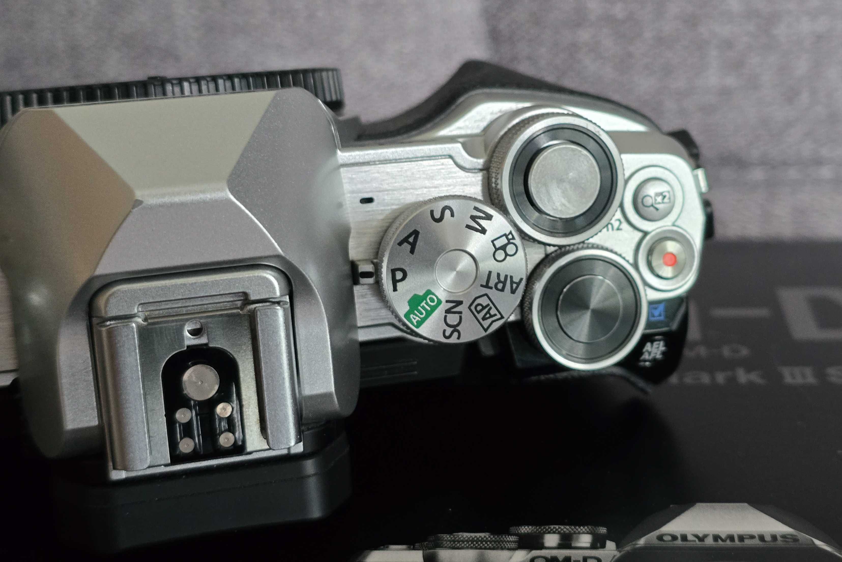 Olympus OMD E-M10 IIIs!