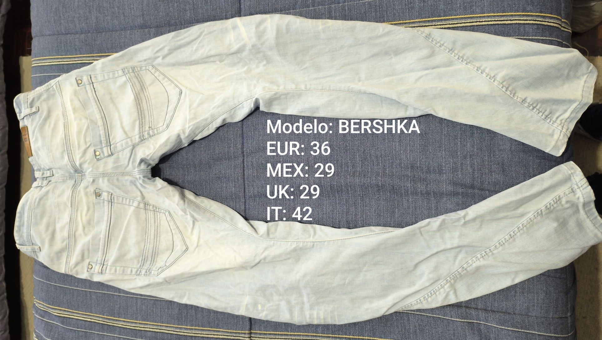 Roupas semi usadas