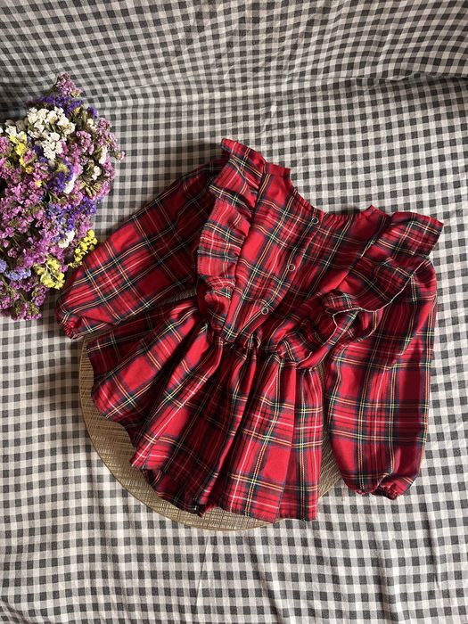 Сукня на дівчинку святкова