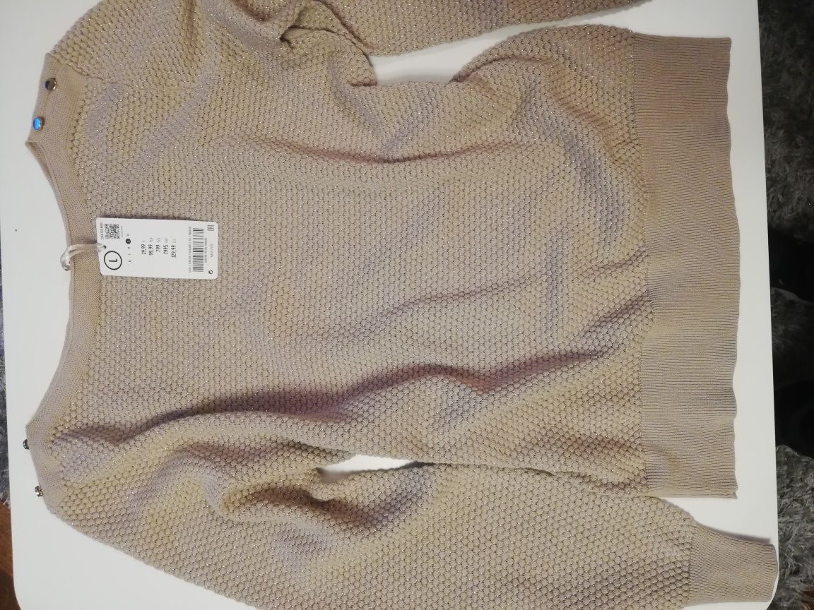 Nowy z metką - Cienki sweterek ze złotą nitką Orsay r. L