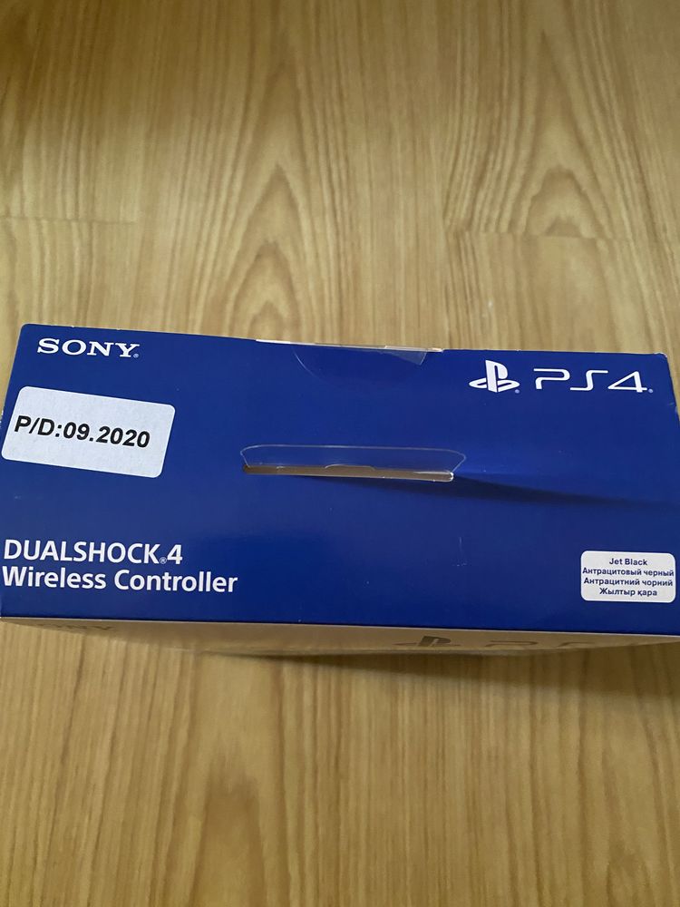 Джойстик PS4 новий, в упаковці