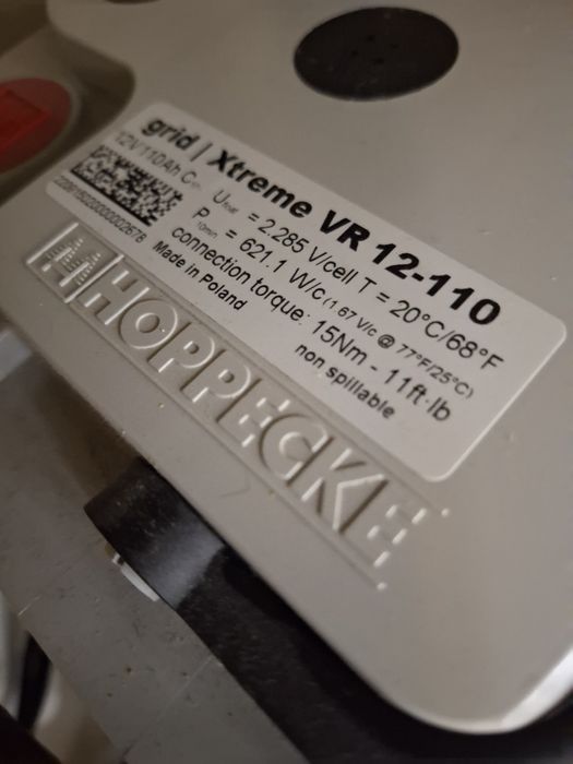 Продам инвертор с зарядным устройством и аккумулятором