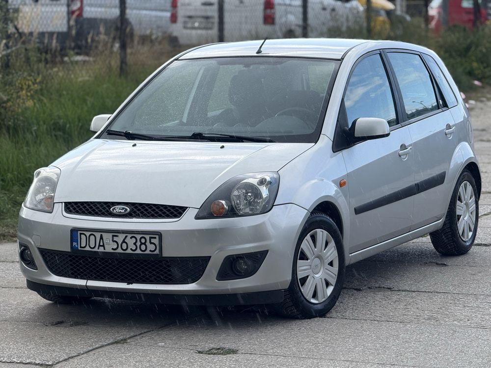 Ford Fiesta MK6 LIFT / Benzyna + LPG / Ghia / Zamiana / Sprawna /