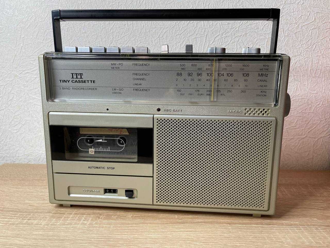 TINY cassette 110L (a) Магнітофон Касетник Радіо