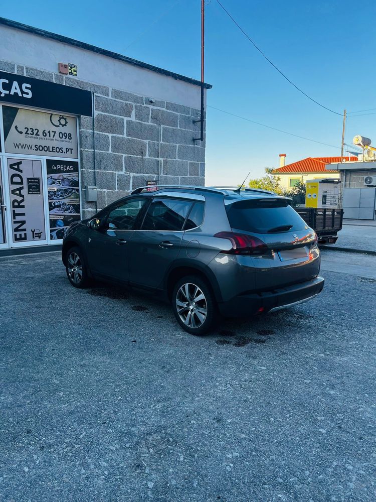 Peugeot 2008 1.2 PureTech