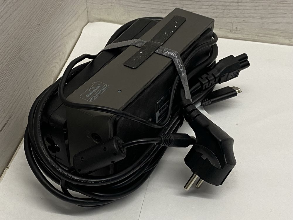 Док-станція Targus DOCK190EUZ USB-C / Thunderbolt 3 — комплектна