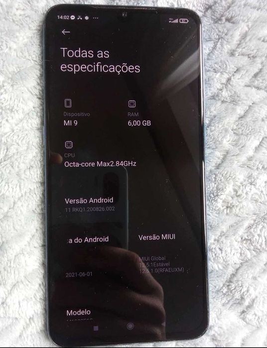 Xiaomi Mi 9 - 6GB - 6,39''