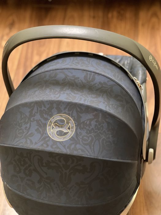 РЕАЛЬНЕ!!! Продам автокрісло Cybex Cloud Z2 i-Size Jewels of Nature