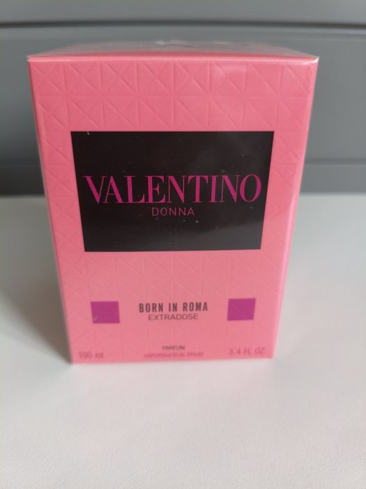 Valentino Donna Born in Roma Extradose