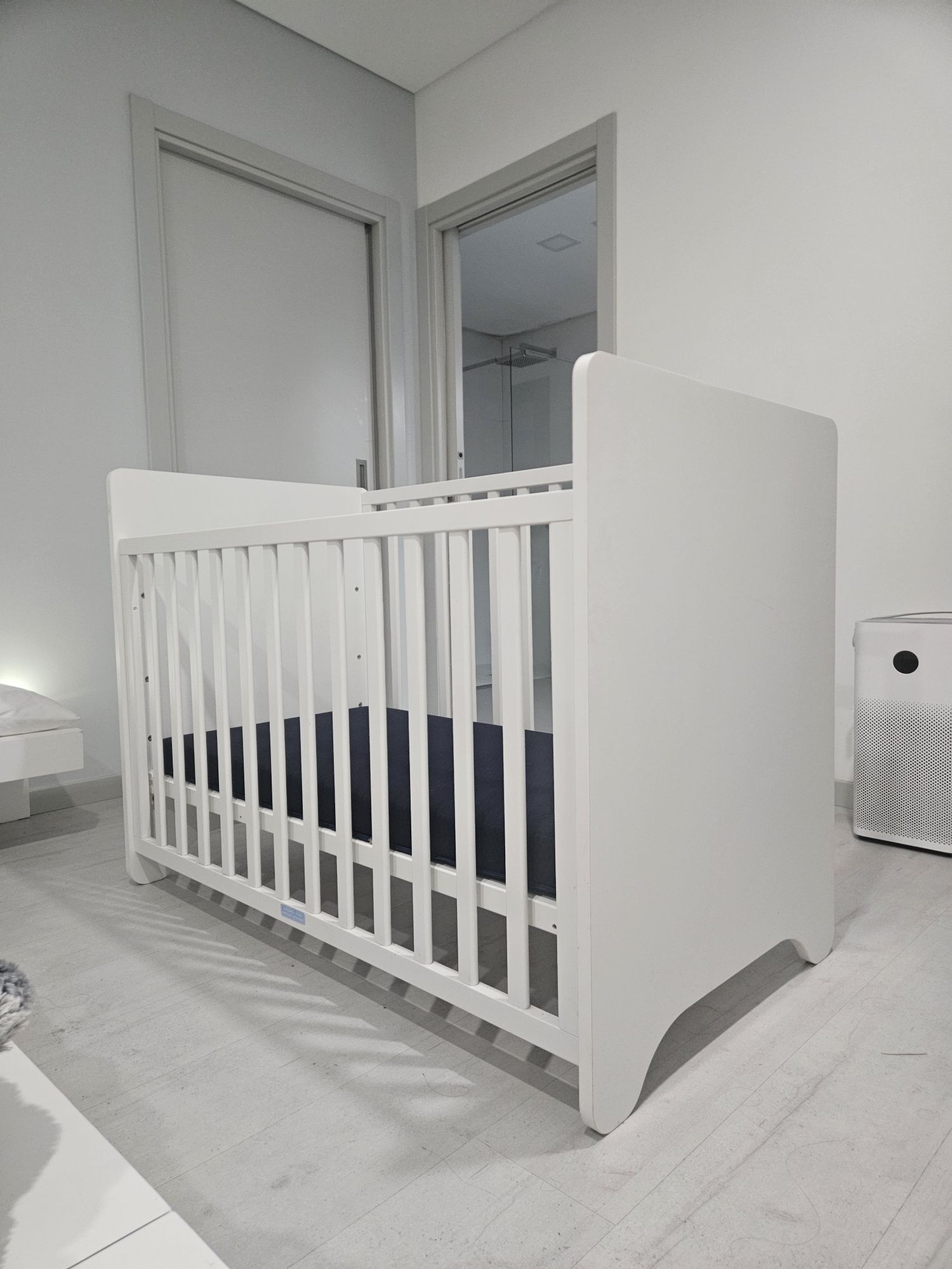Cama de bebé zippy com colchão Ecus Care