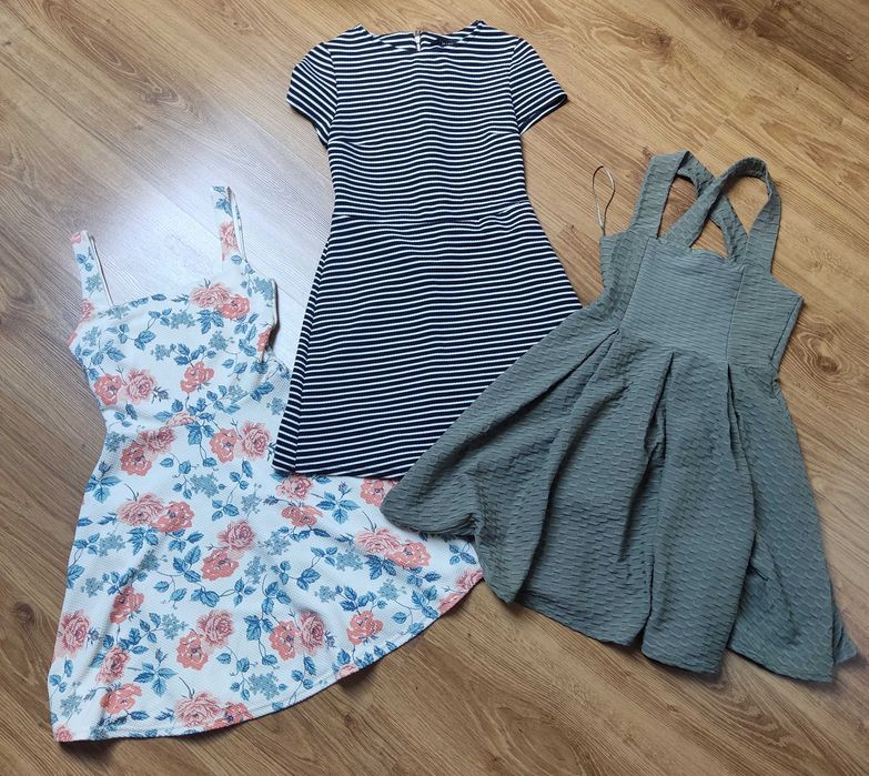 Paka ubrań Zestaw Set Komplet sukienek rozkloszowane z koła krótkie