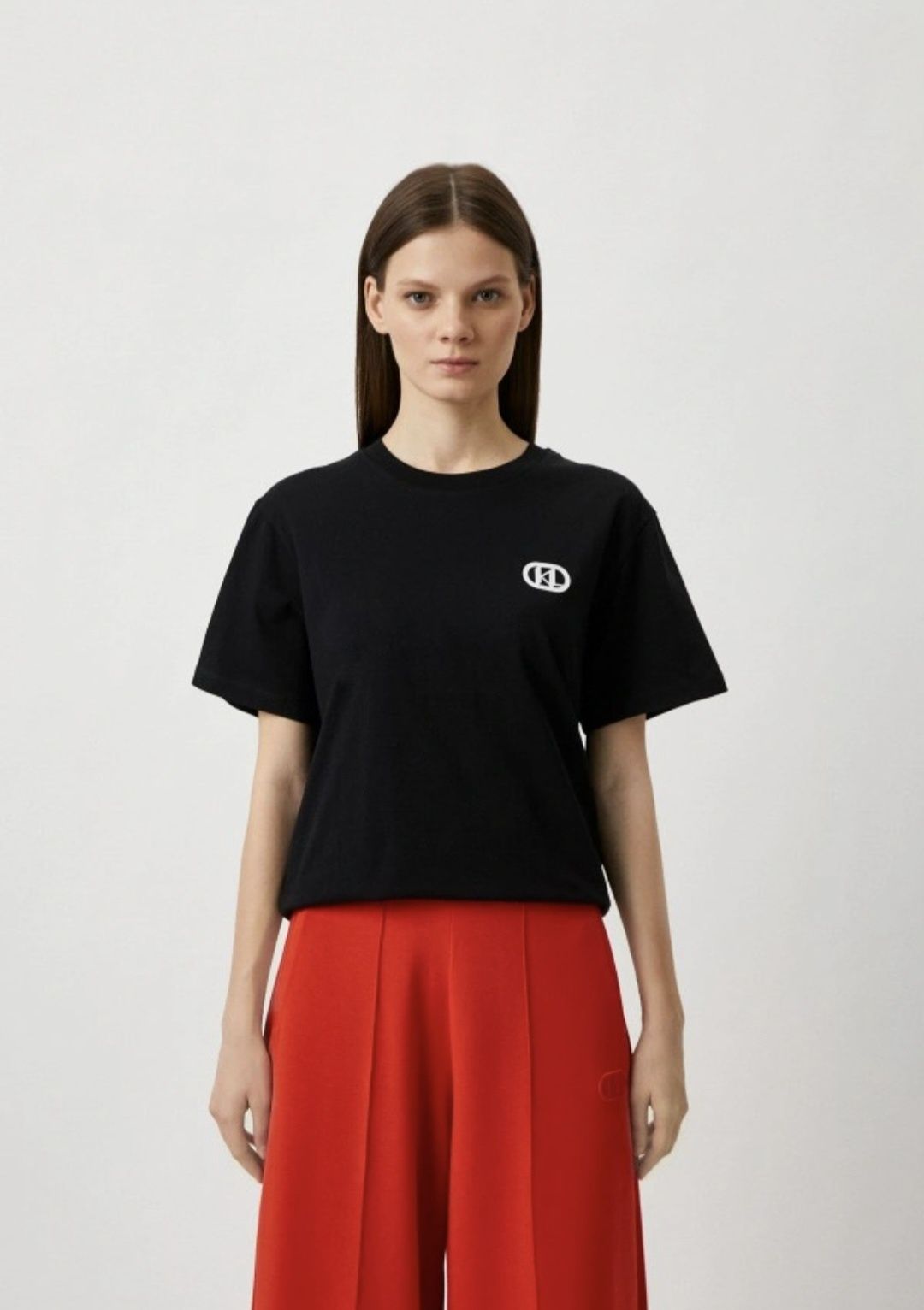 Karl Lagerfeld жіноча футболка S,М [ чорна та біла ]