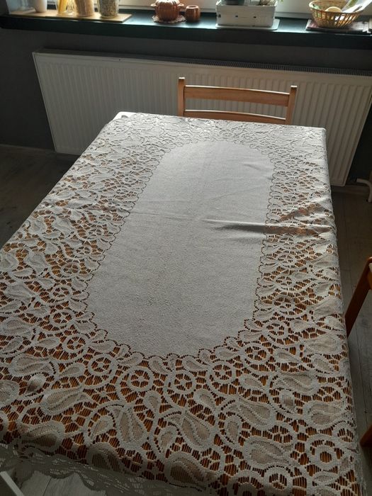 Obrus x 4 zestaw obrusów haftowany obrus