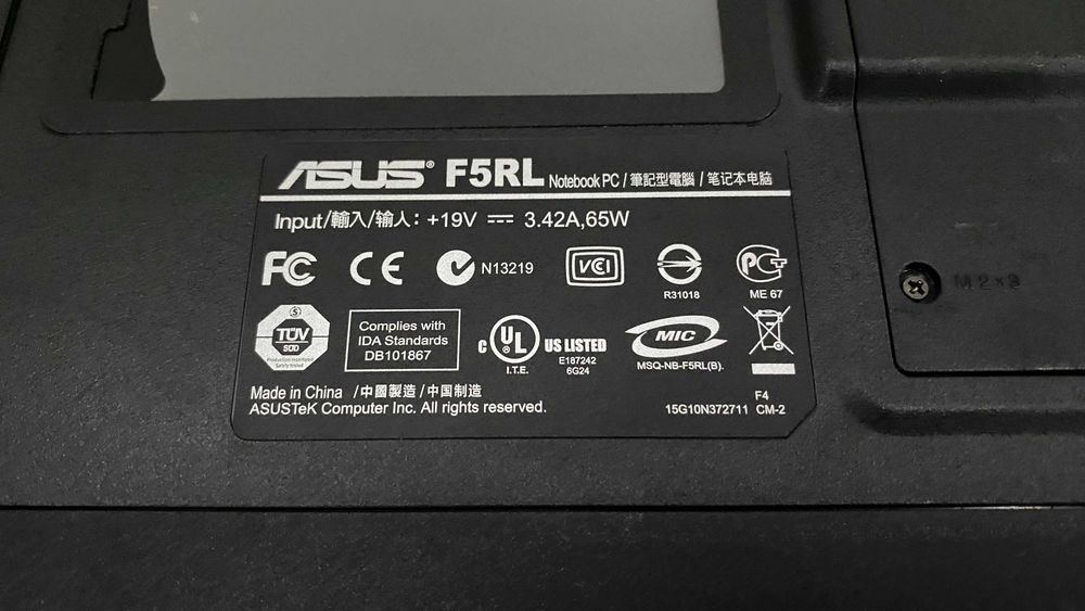 Ноутбук 15,4"  ASUS F5RL T5550, 160Gb, ОЗУ 2Gb, 2 ядра + сумка Belkin