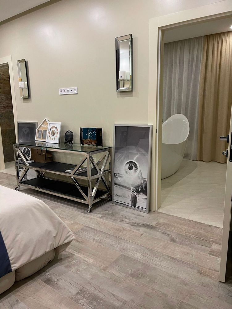 Продаж котеджу в км “Villa Italia”, Новий двір