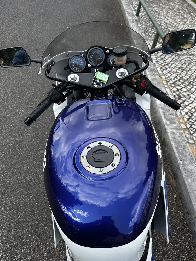 Suzuki GSXR R400 (GK76A) - 1991