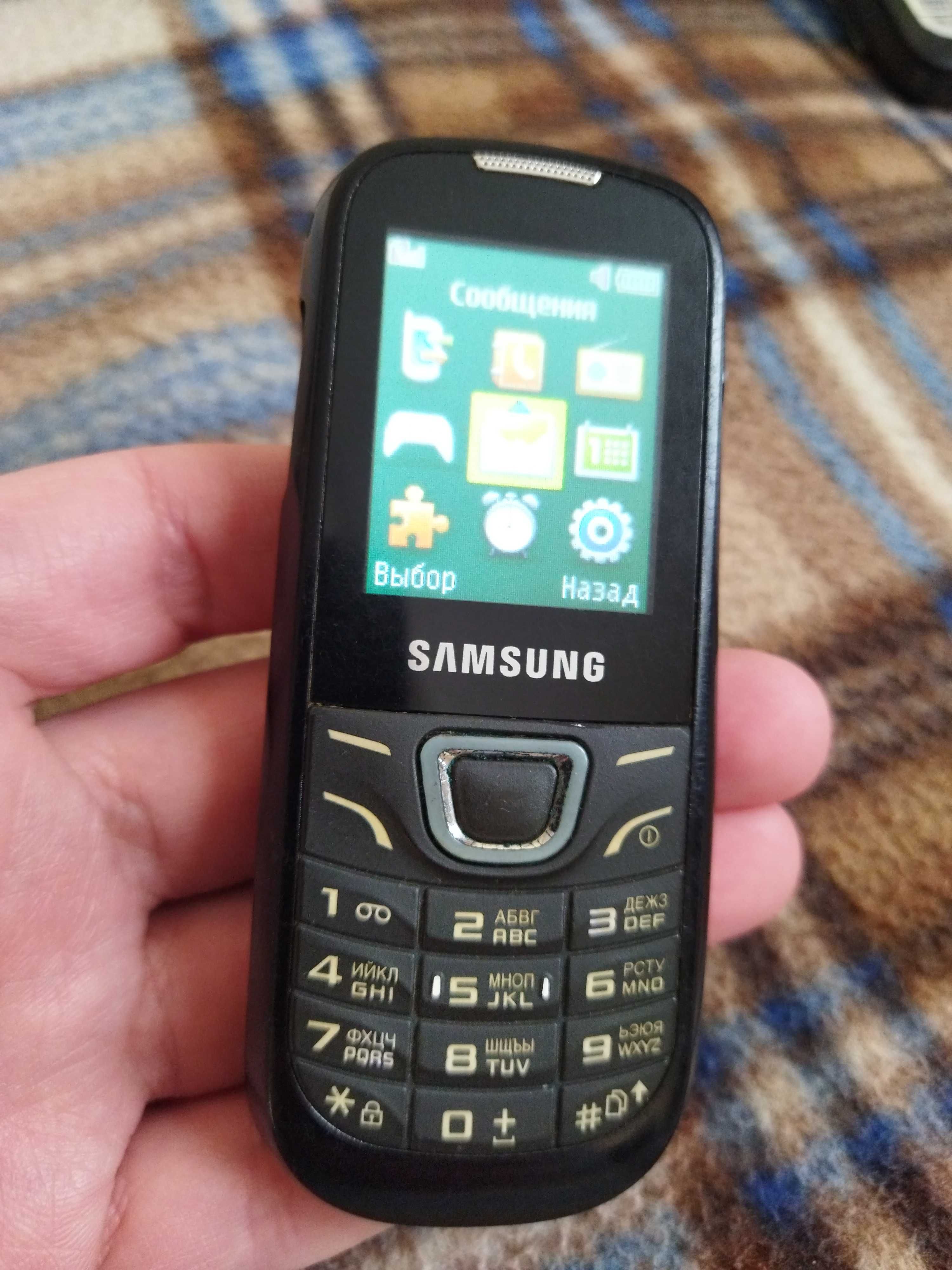 Samsung E1225T + зарядка на 1 симку. Отправка по НП