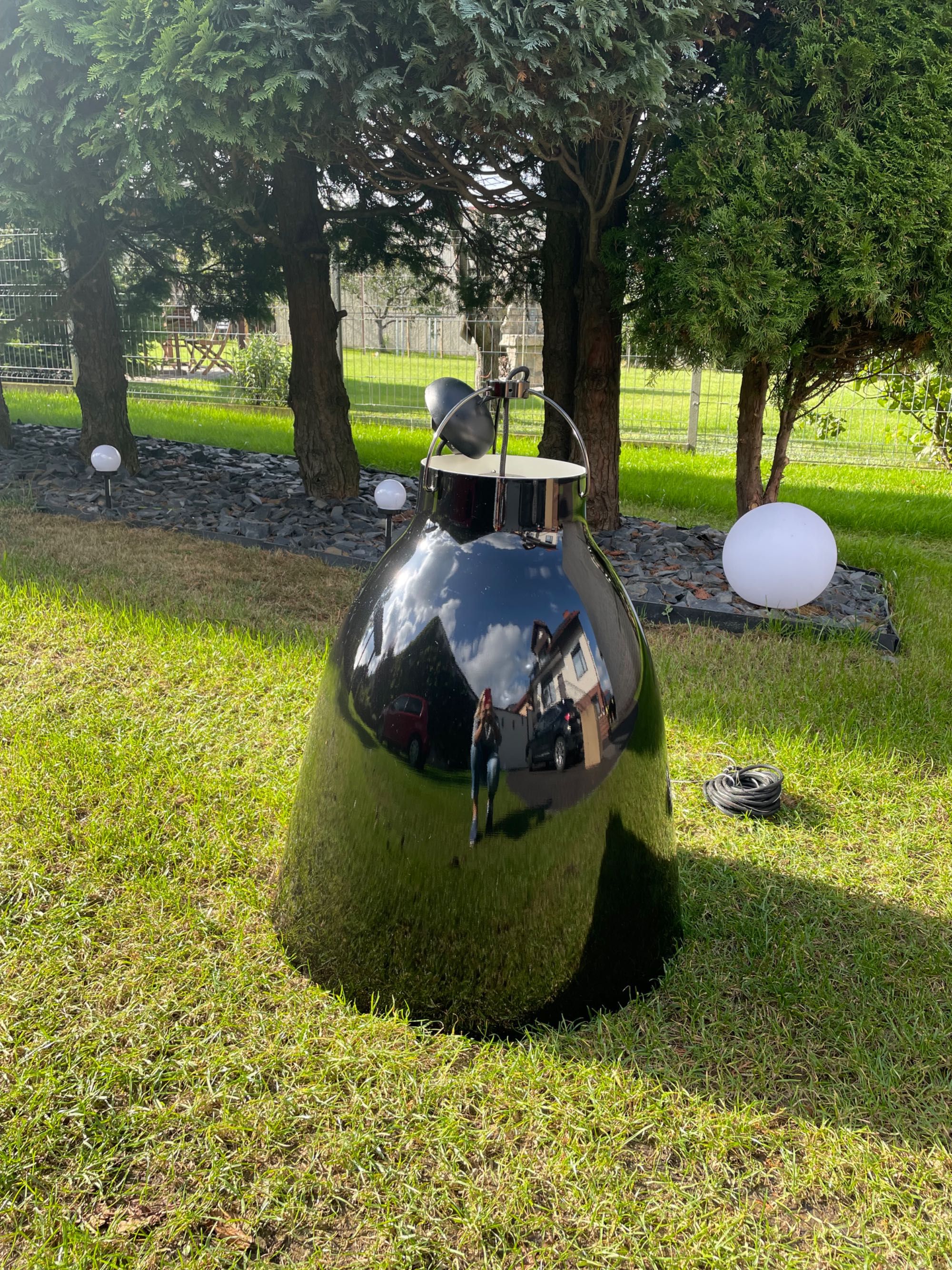 Żyrandol metalowy, nowy