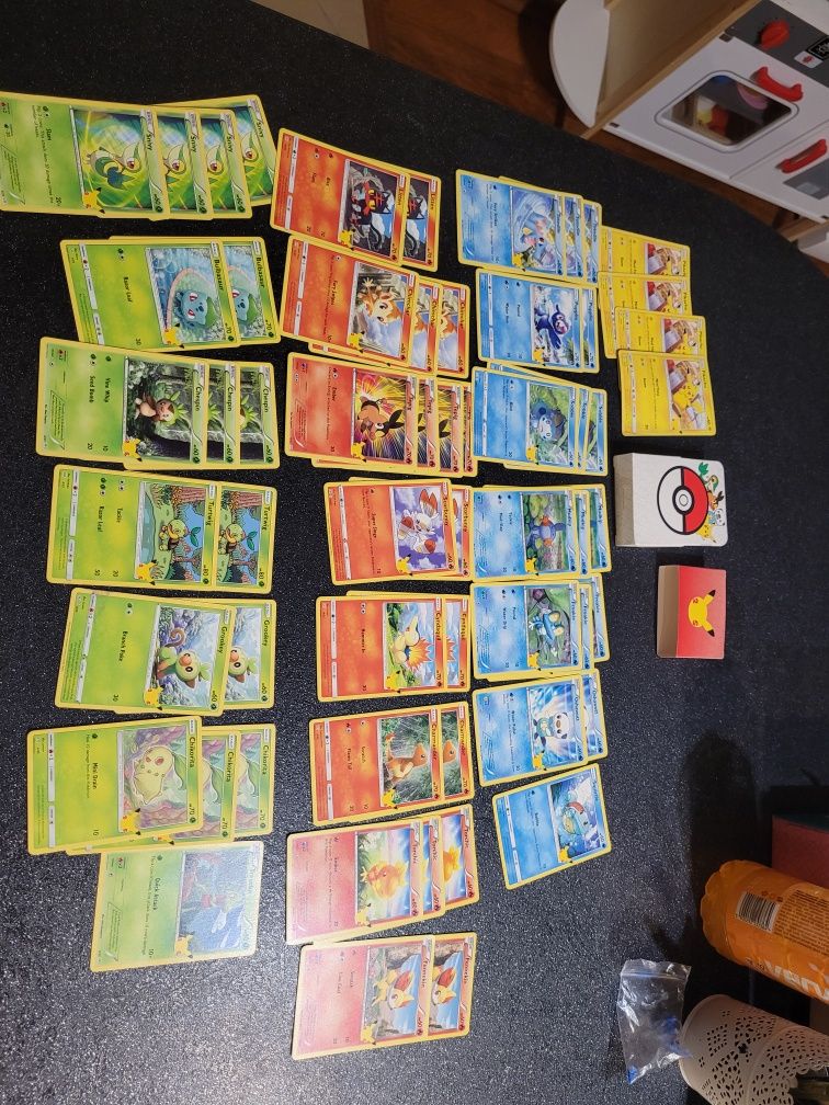 Mega zestaw kart pokemon 58 szt