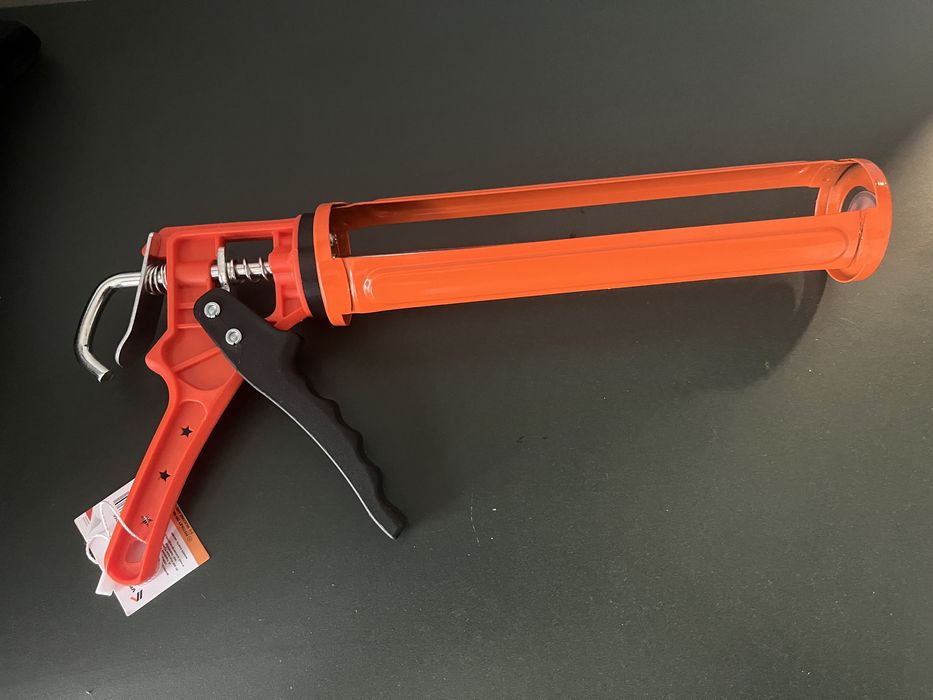Wyciskacz pistolet do silikonu