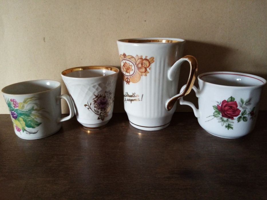 Чашки, кружки, стаканы, рюмки. Посуда для напитков.