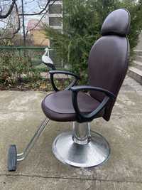 Кресла парикмахерские в отличном рабочем состоянии