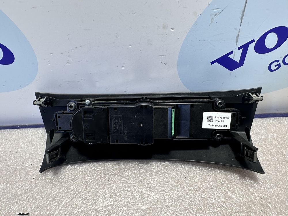 Volvo V60 XC60 S60 panel sterowania radia
