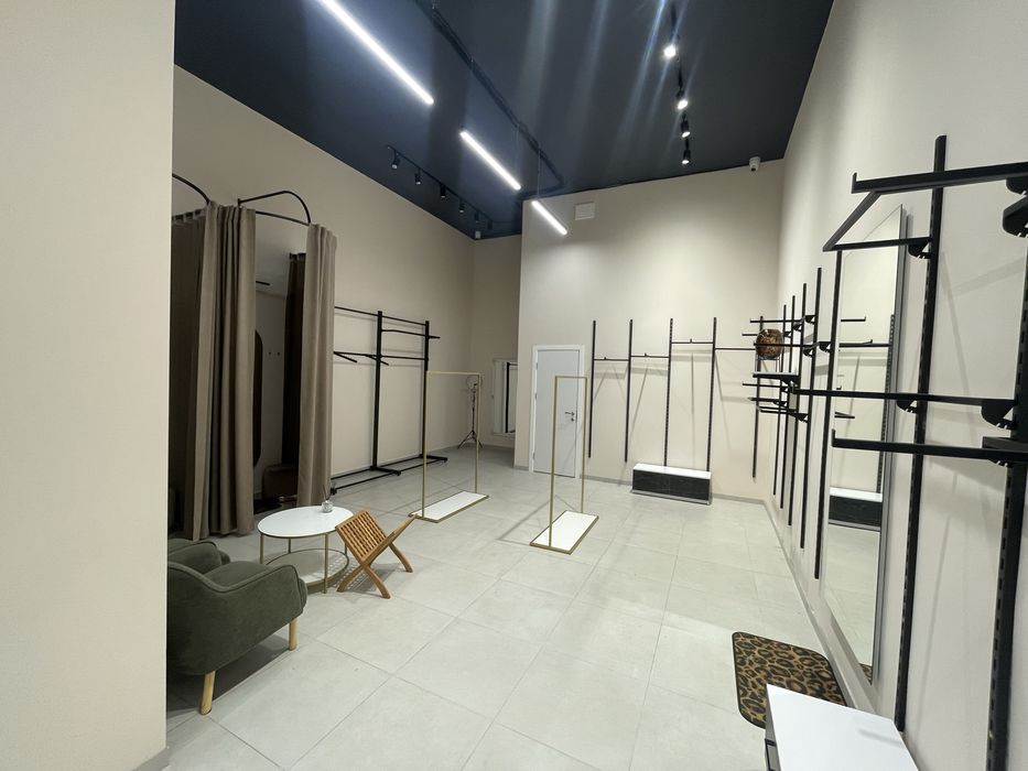 Комерційне приміщення 70 кв.м. Жк «Полісся»