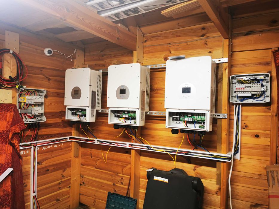 Inwerter Hybrydowy Deye SUN-8K-SG01-LP1