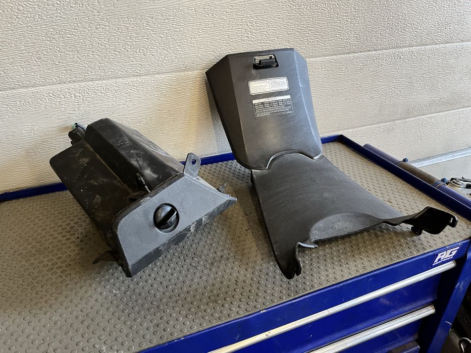 Schowek pokrywka kymco x-town 125 300