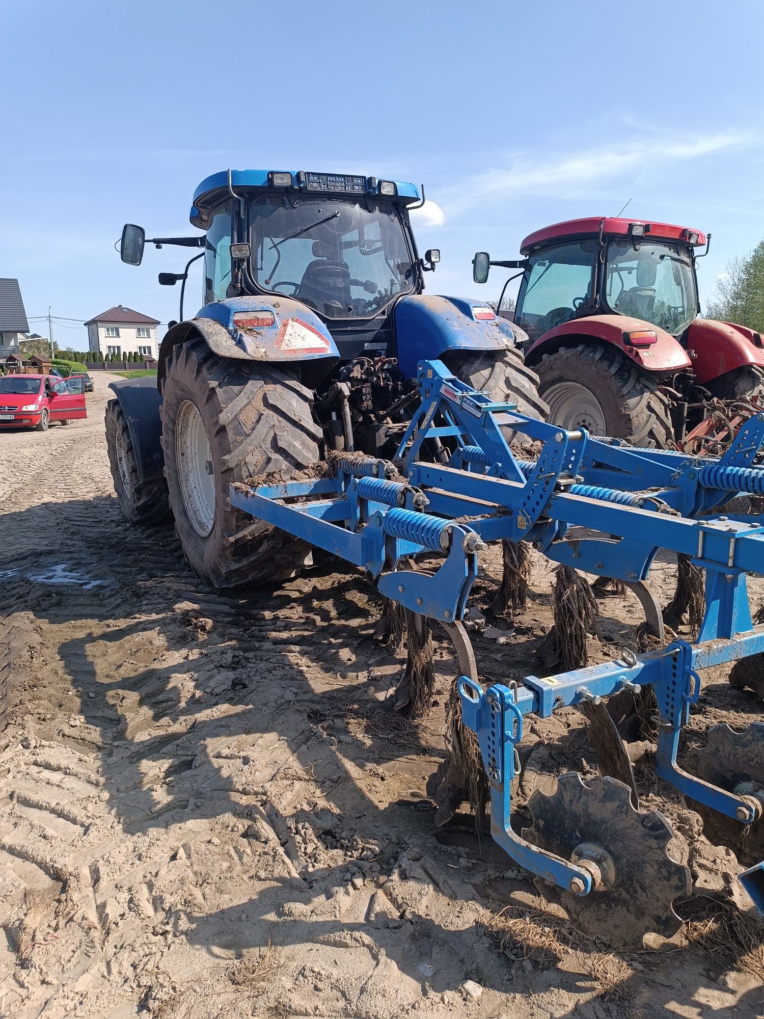 New Holland T 7050 tuz vom