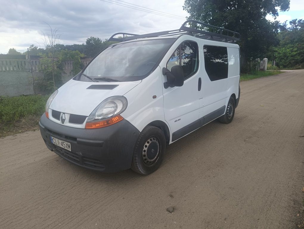 Renault Trafic 1.9 diesel 2002 rok 6 osób brygadowka hak bagaznik