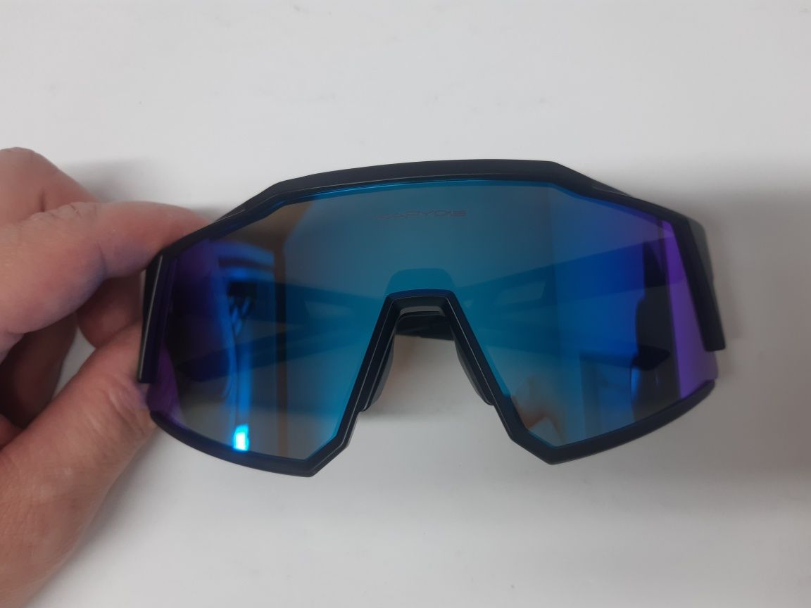 Sportowe okulary przeciwsłoneczne