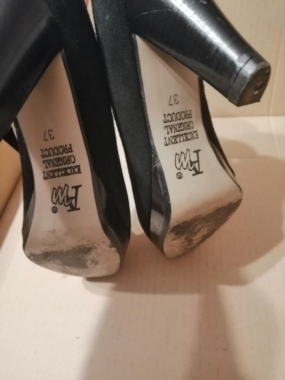 Buty na obcasie rozmiar 37