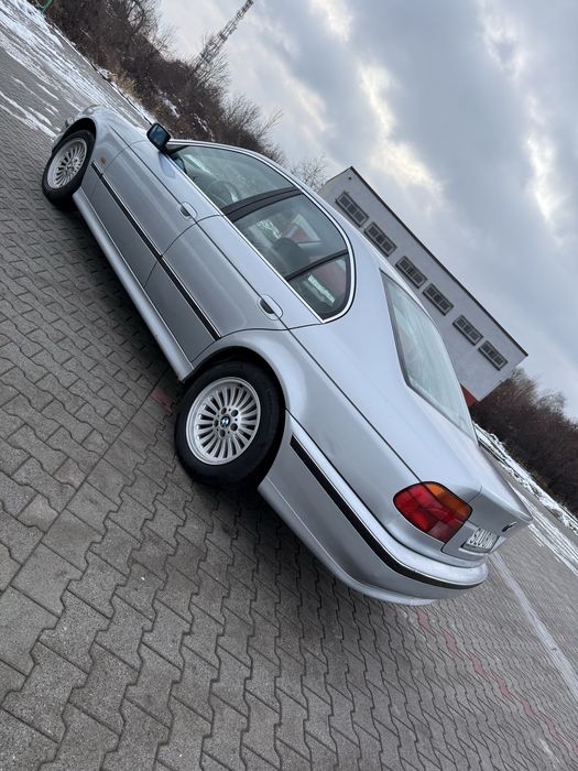 Kultowe Bmw E39 520i ,bdb stan na swoje lata